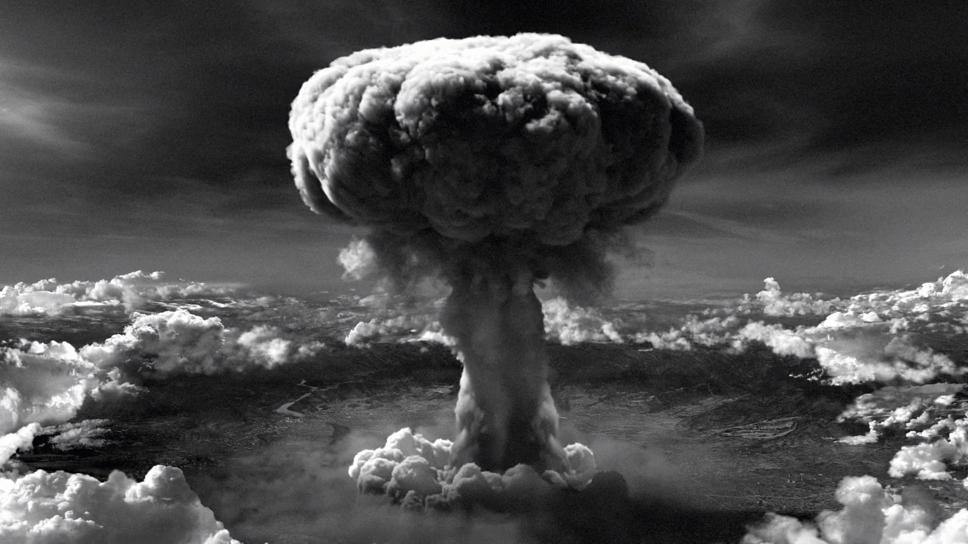 hiroshima-bombing-article-about-atomic-bomb.jpg